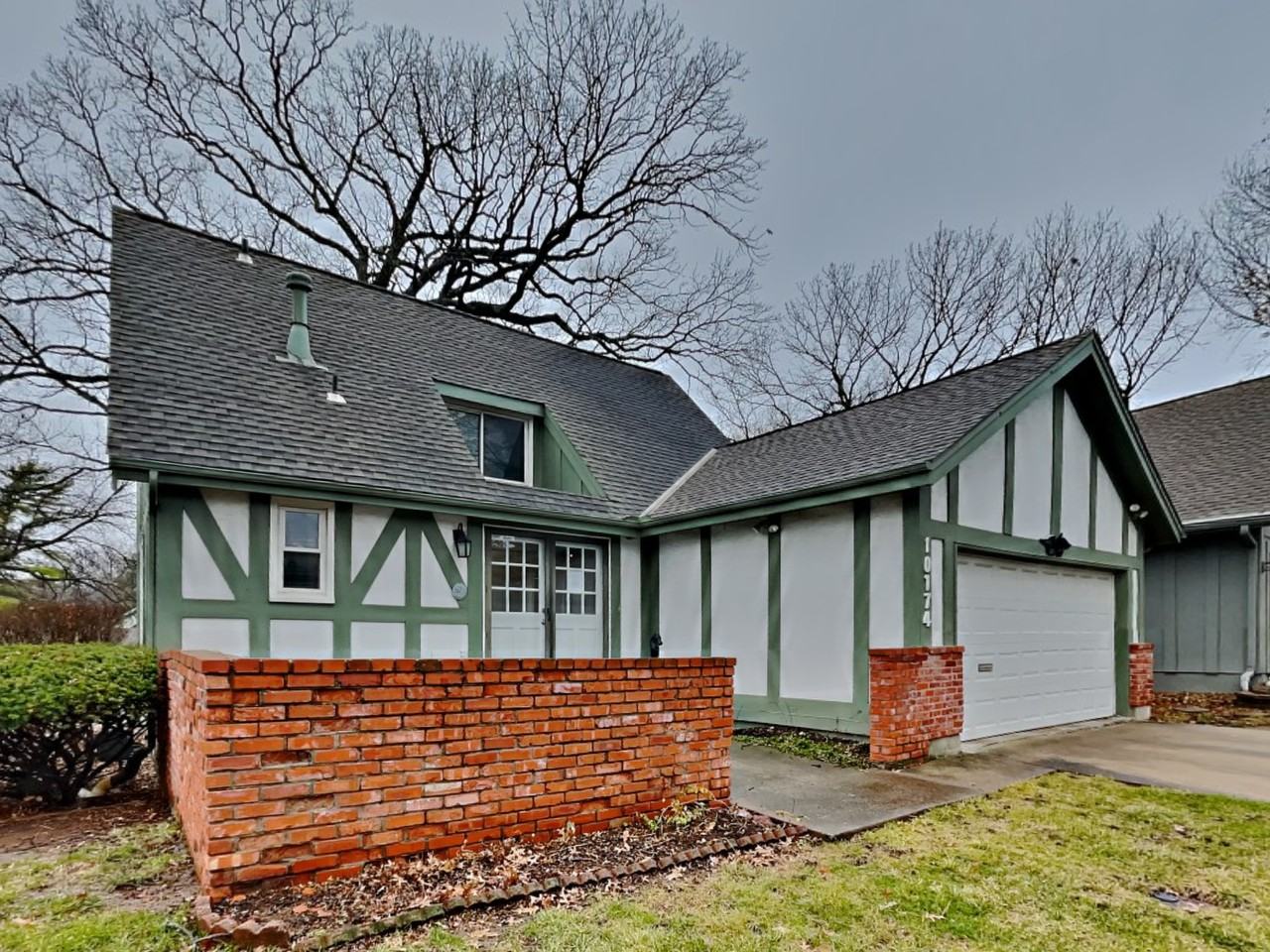 10174 Edelweiss Cir - Photo 2 of 22