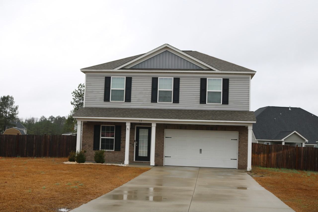 13 Lillie Ln - Photo 3 of 40