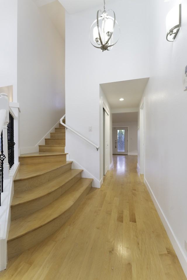 972 Graham Ave Ne #1 - Photo 5 of 42