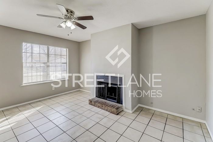 104 Melody Cir - Photo 3 of 15