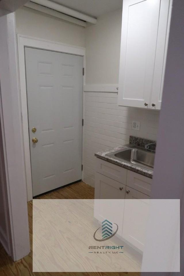 4825 N Talman Ave #4827G - Photo 3 of 11