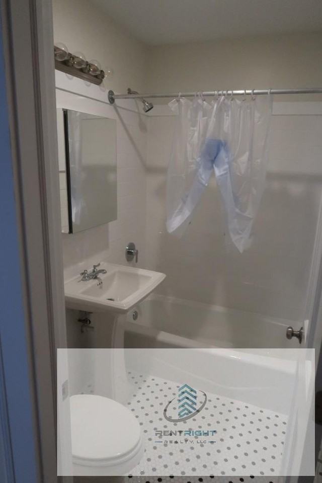 4825 N Talman Ave #4827G - Photo 7 of 11