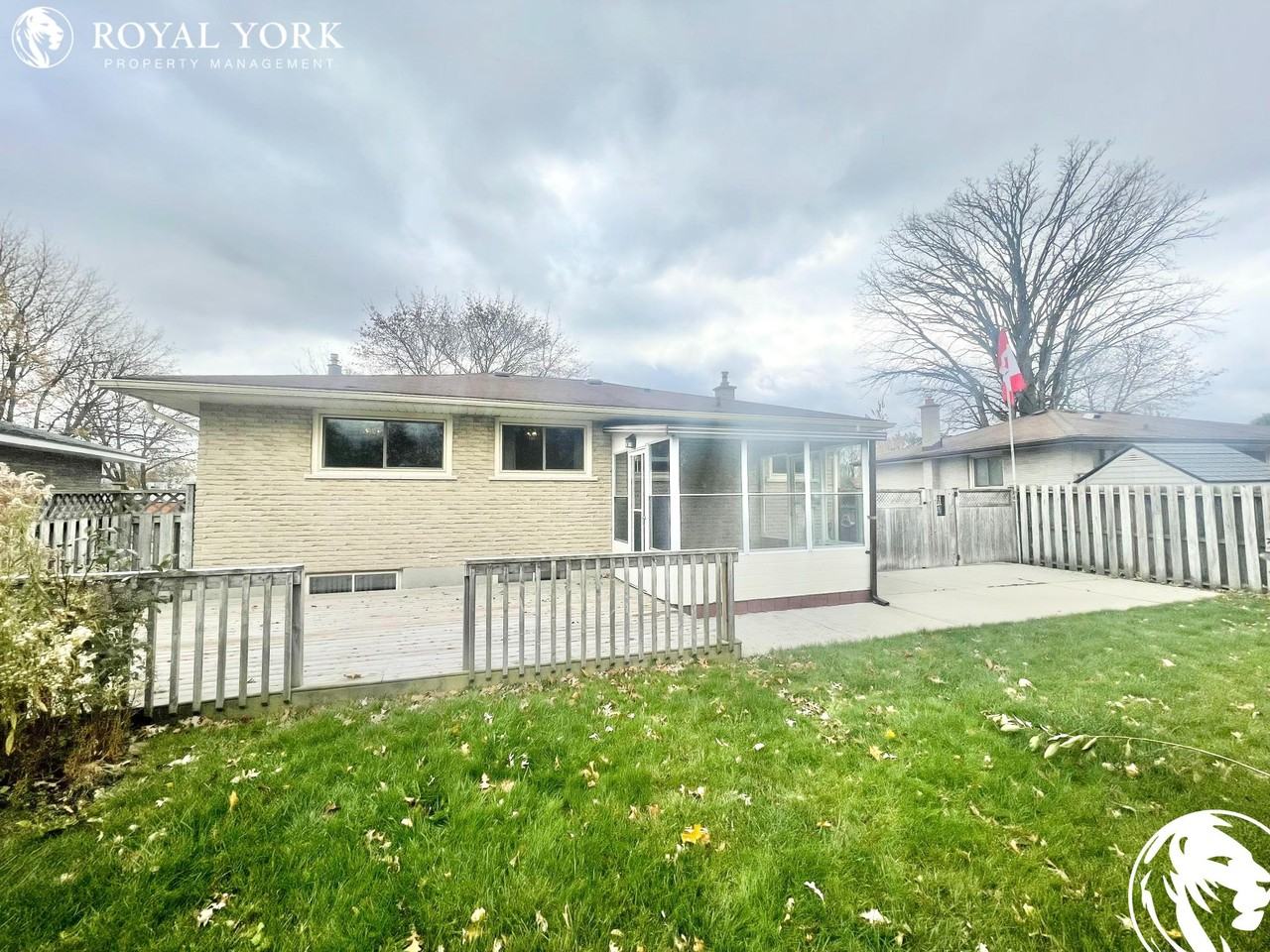 332 Hudson Dr - Photo 3 of 45