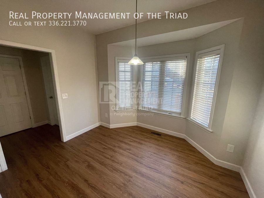 6015 Evelyn Ln - Photo 3 of 21