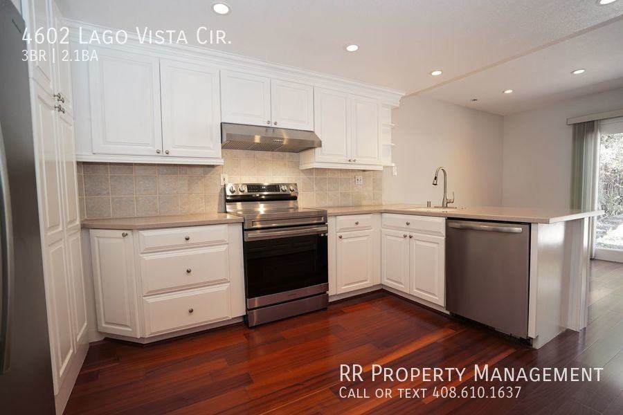 4602 Lago Vista Cir - Photo 3 of 28