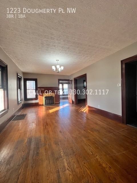 1223 Dougherty Pl Nw - Photo 3 of 15