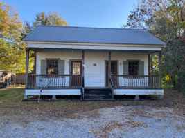 featured image of 625 Lafayette St #2