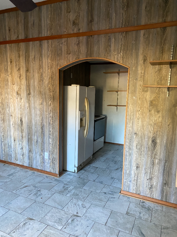 625 Lafayette St #2 - Photo 4 of 16