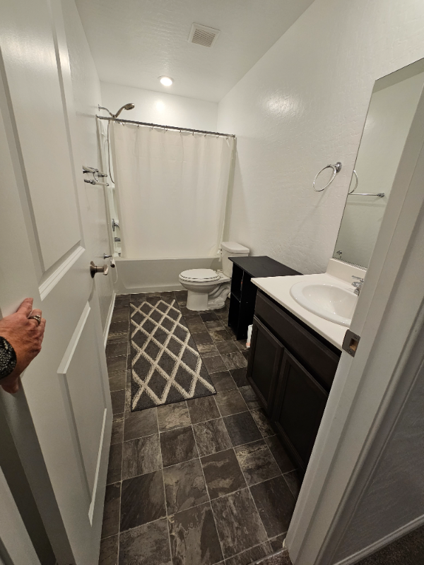 6914 Feather Hill St - Photo 6 of 9