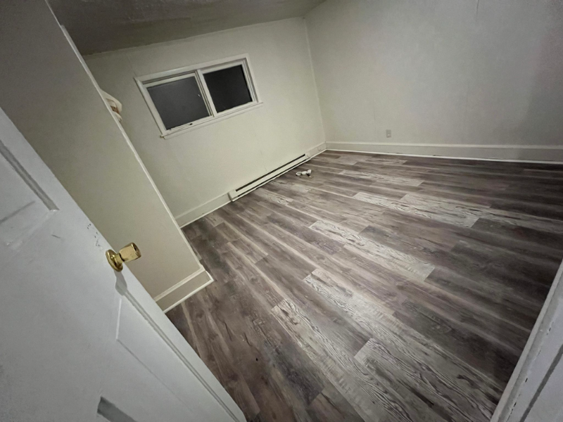 713 Jackson St - Photo 2 of 14