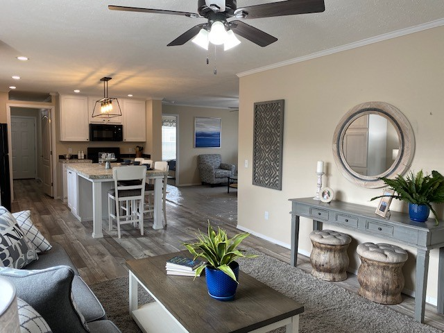 1137 Barnswood Ct - Photo 3 of 15