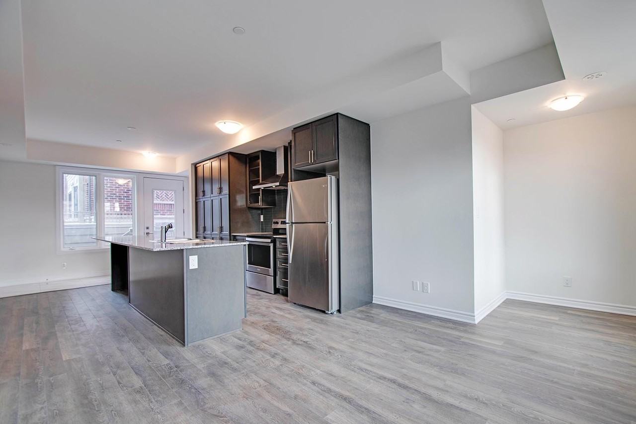 Minto Longbranch #4658 Apartments - 3580 Lake Shore Blvd W, Toronto, ON M8W  0C2 - Zumper