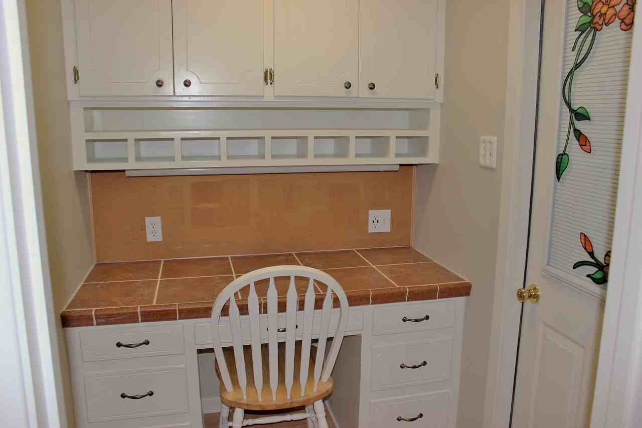 1003 Oakridge Street #1 - Photo 6 of 20