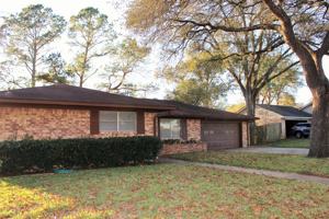 featured image of 1700 Ellen Street #1