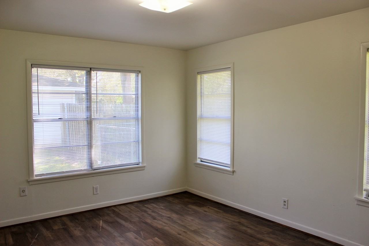 204 Cornish Drive #1 - Photo 3 of 10