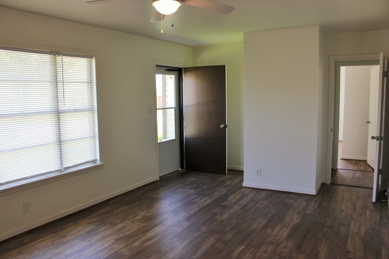 204 Cornish Drive #1 - Photo 5 of 10