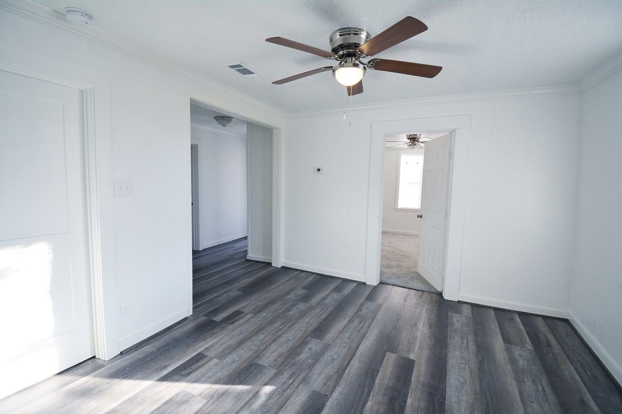 514 West Jefferson Street #1 - Photo 3 of 14