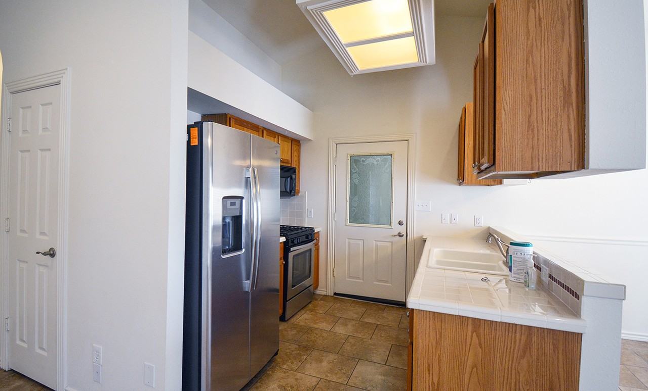 824 Tangle Oaks Drive #1 - Photo 5 of 13