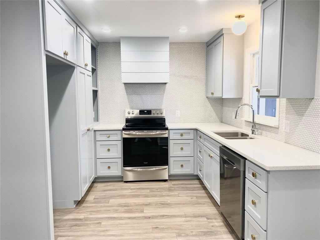 802 East Stone Street #1 - Photo 6 of 41