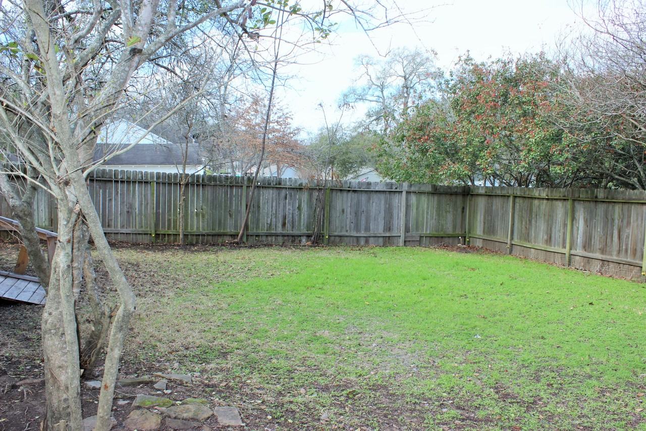 1500 South Park Street #1 - Photo 6 of 31