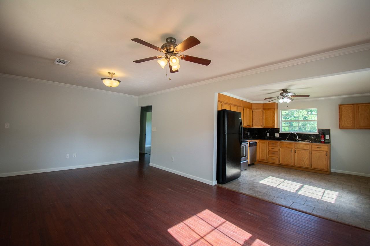 809 Jersey Lane #1 - Photo 6 of 31