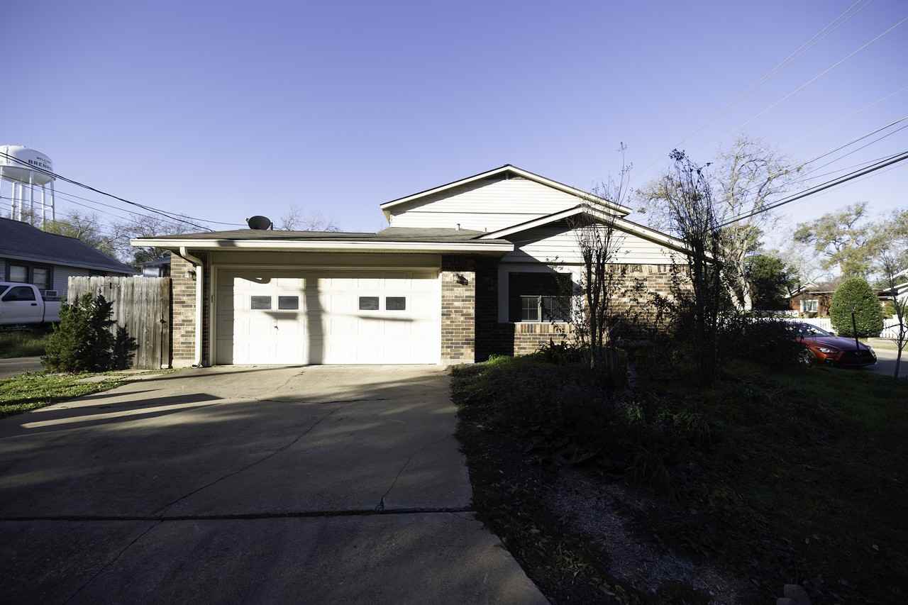 101 West Second Street #1 - Photo 2 of 26