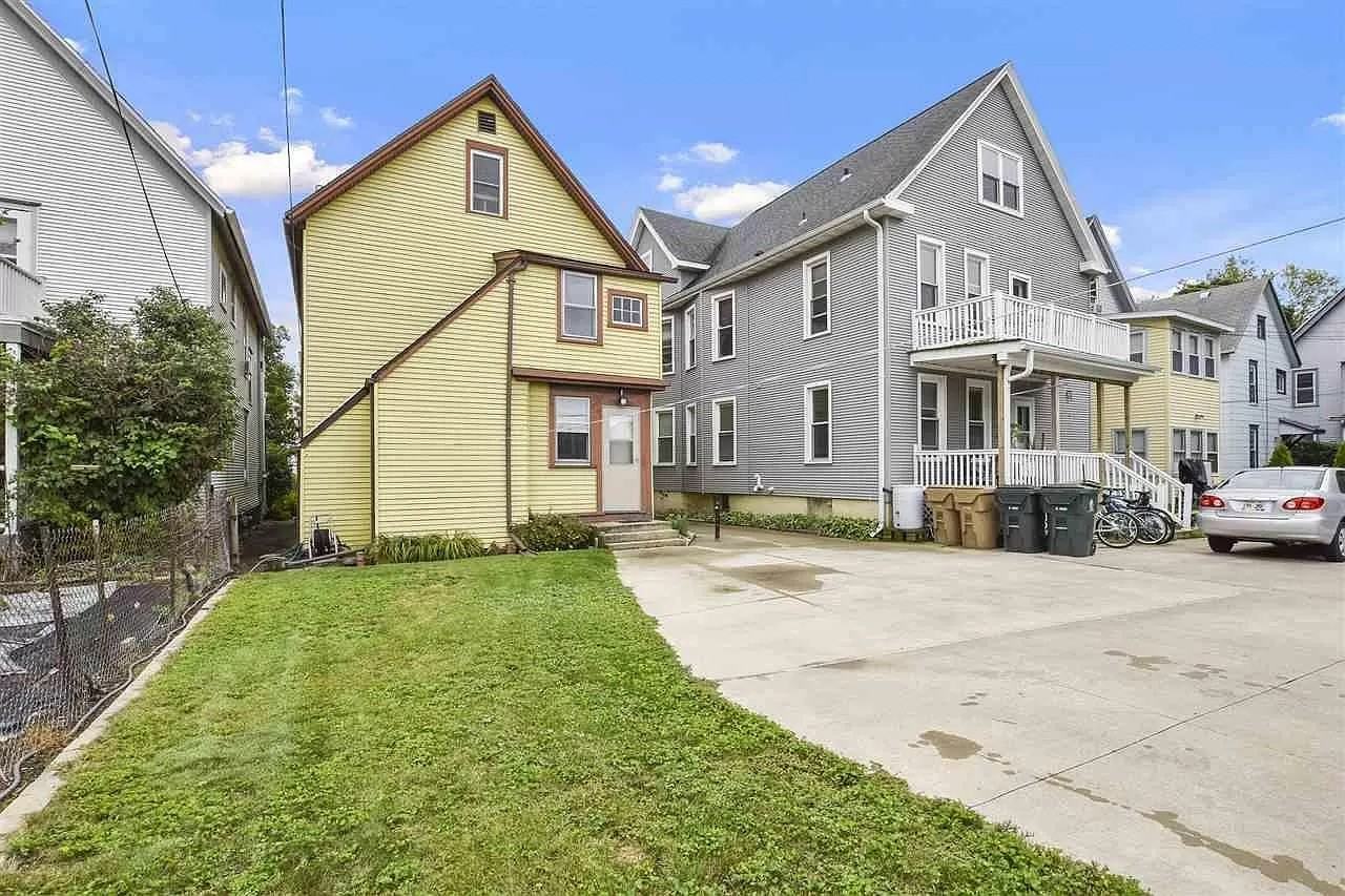 1218 Jenifer St #2 - Photo 2 of 10