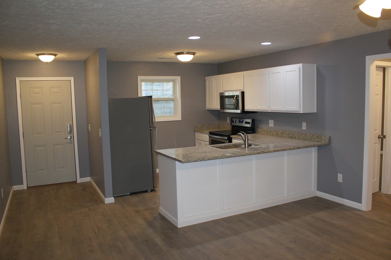 165/167 Oak Street #165 - Photo 5 of 22