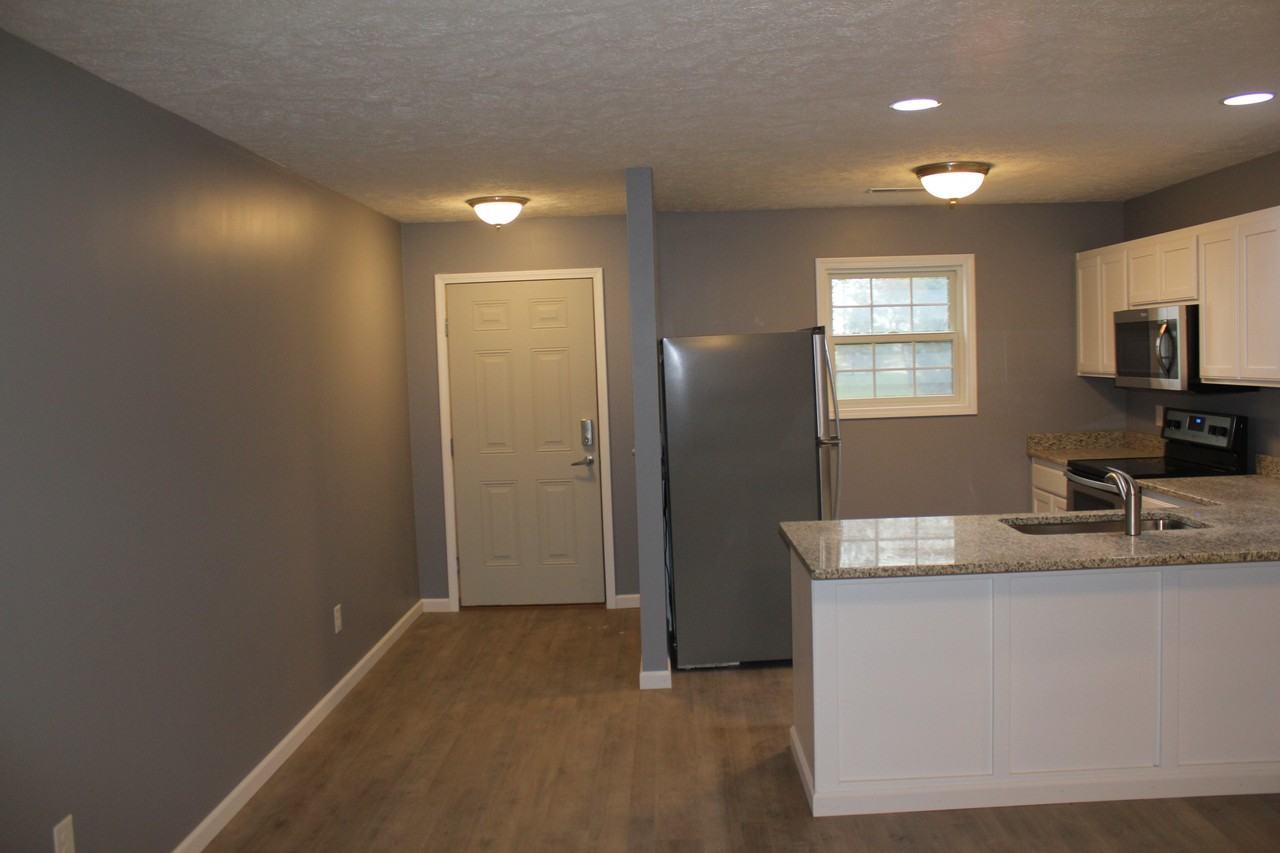 165/167 Oak Street #165 - Photo 7 of 22