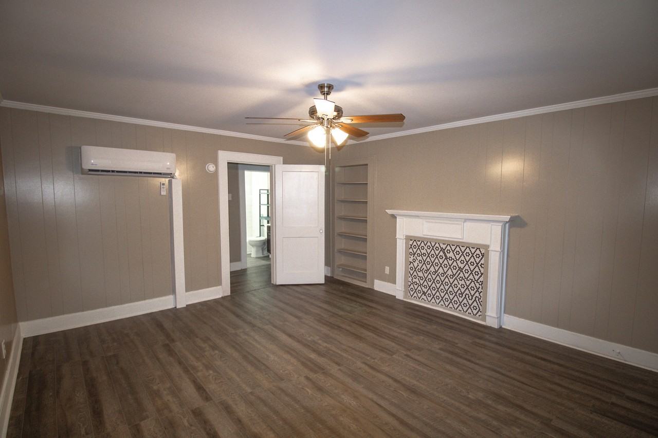 111 Isabelle St #A - Photo 2 of 12