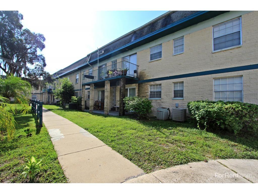 Parkview Apartments - Photo 3 of 16