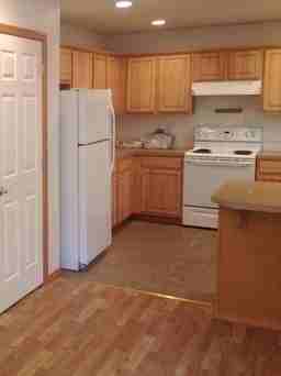 1642 Bowmont Ave - Photo 2 of 8