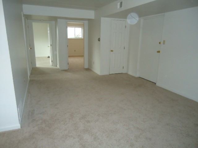 650 Center Road - Photo 3 of 9