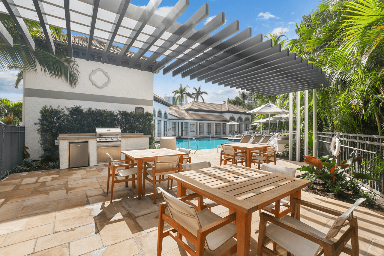 Promenade at Aventura Apartments - Photo 5 of 50