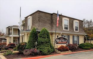 featured image of 3590 W 75th St