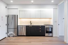 654 Madison St #2E - Photo 1 of 1