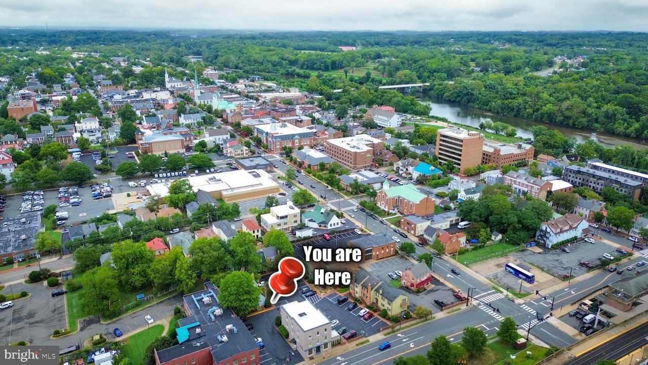 1 Lafayette Sta - Photo 2 of 10