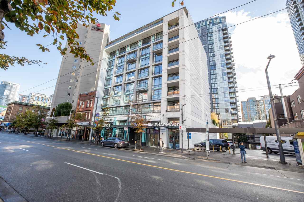 The Standard 1142 Granville St, Vancouver, BC V6Z 0B5 Apartment for