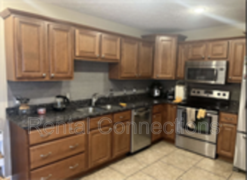 310 N Whitney Ln - Photo 2 of 9