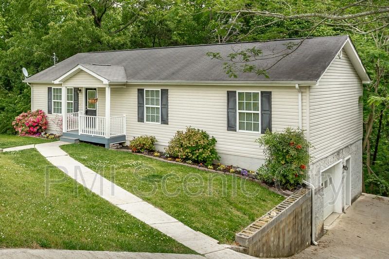 343 Pine St - Photo 2 of 35