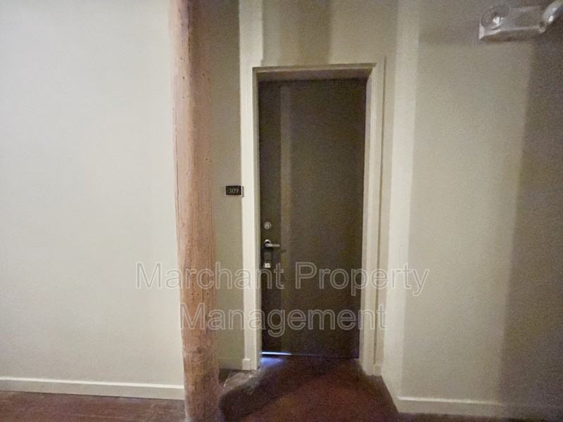 400 Mills Ave #309 - Photo 5 of 19