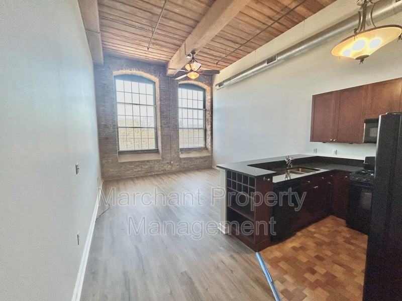 400 Mills Ave #309 - Photo 7 of 19