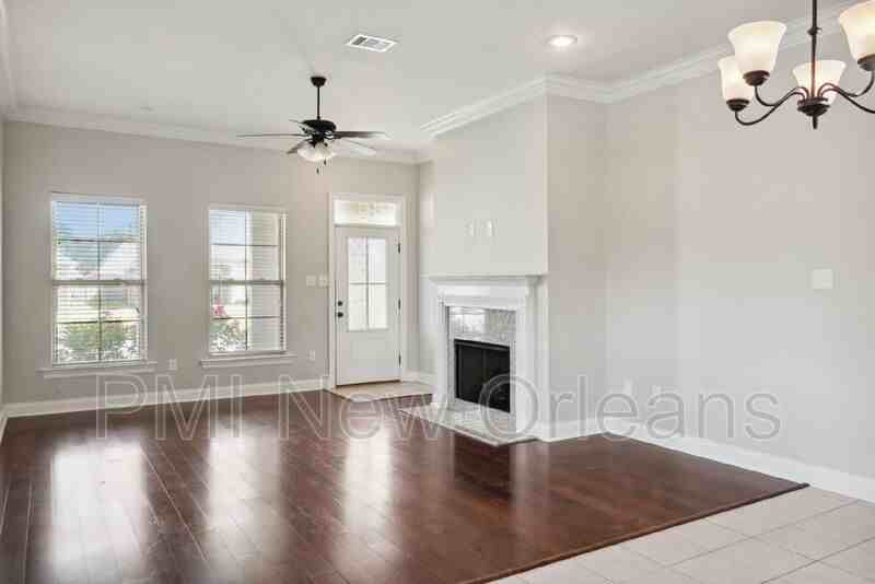 2213 Darlene Dr - Photo 4 of 15