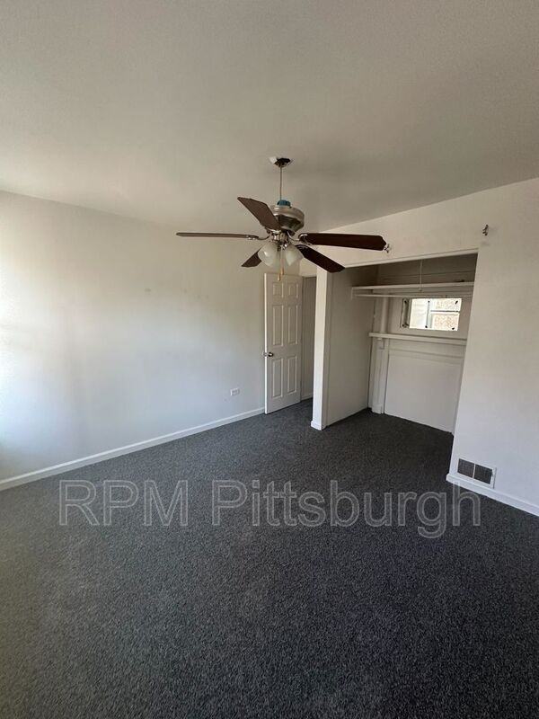 419 Carothers Ave - Photo 3 of 33