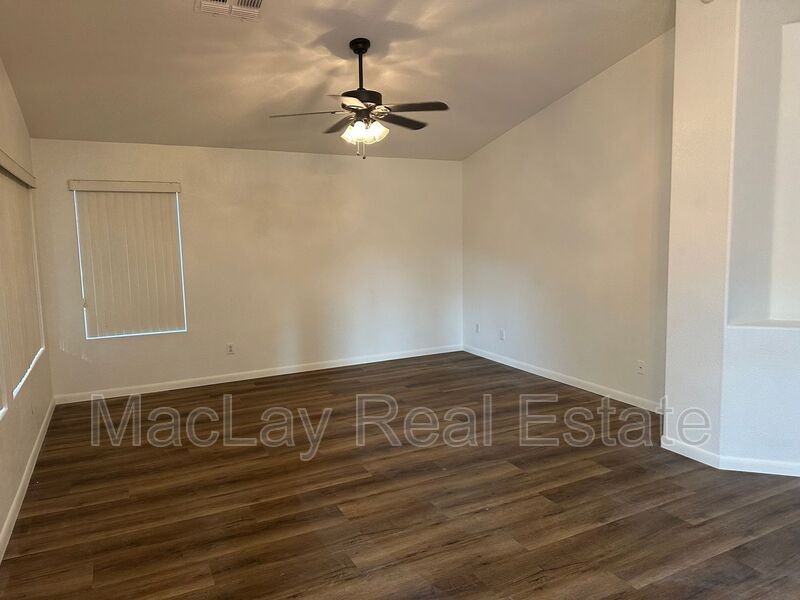 334 N Duffy Way - Photo 5 of 13