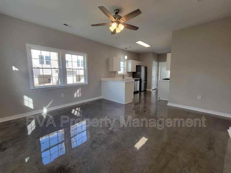 1270 W Moore St - Photo 2 of 12