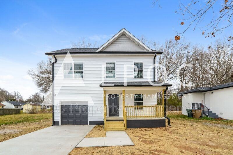 208 Guerrant St - Photo 2 of 15