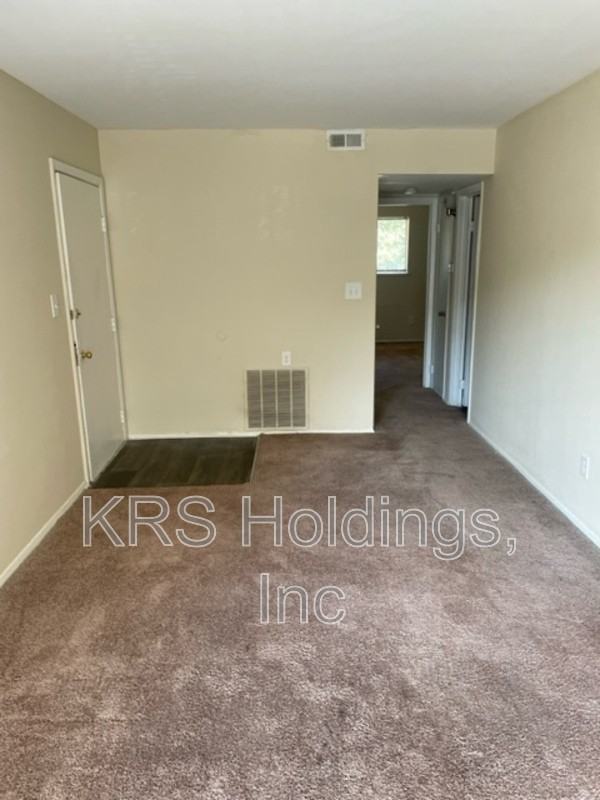 1219 Nelson St #A - Photo 5 of 42