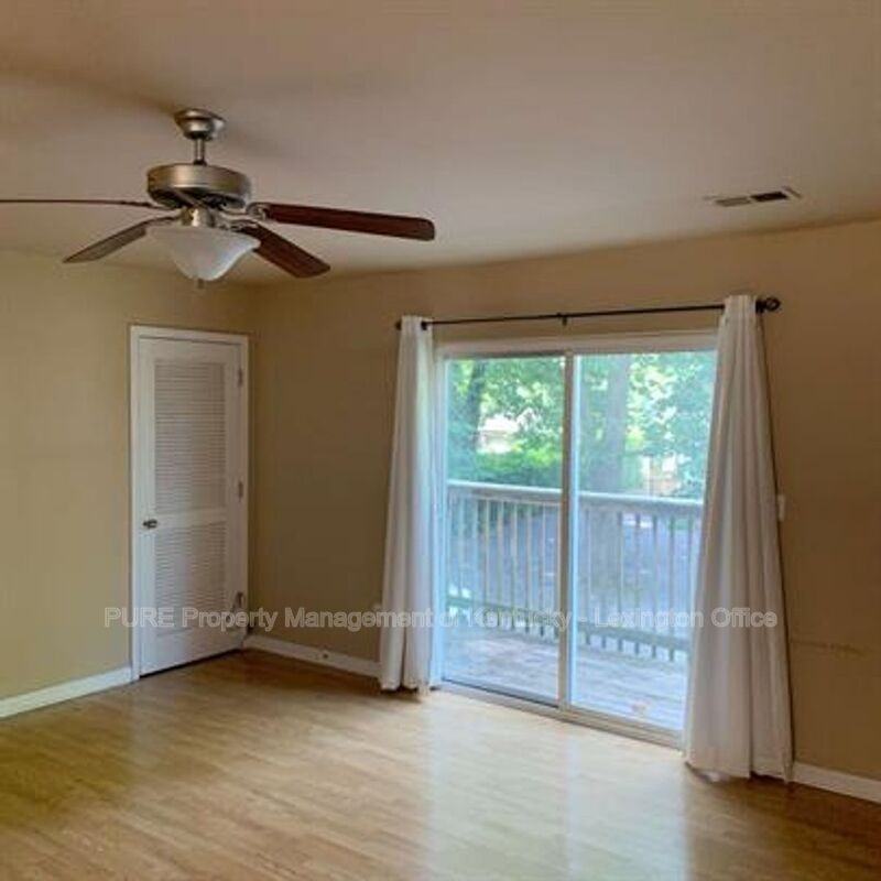 219 W Fourth St #B - Photo 7 of 11