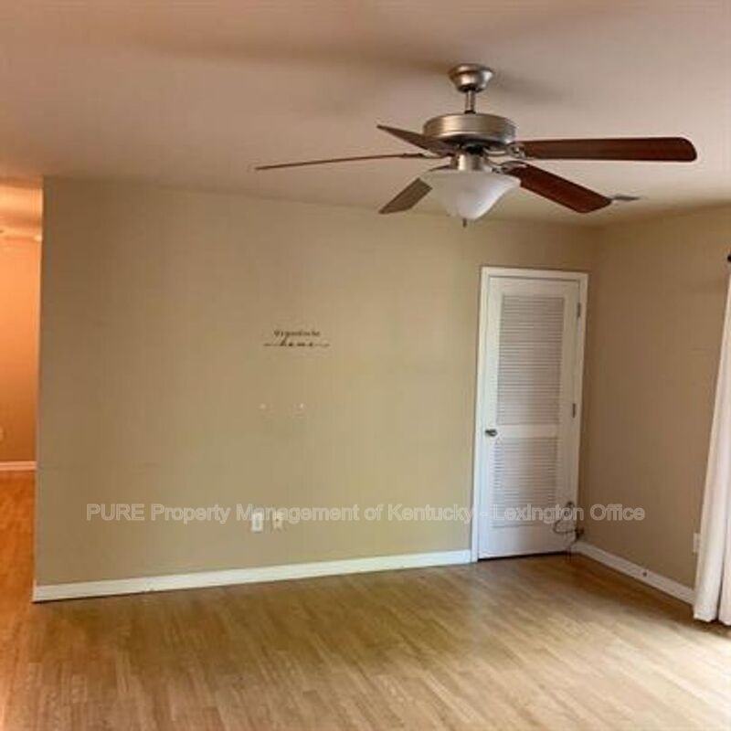 219 W Fourth St #B - Photo 6 of 11